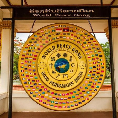 Hotel Sea Ambon Kültér fotó